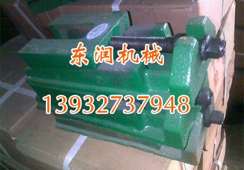 调整垫铁